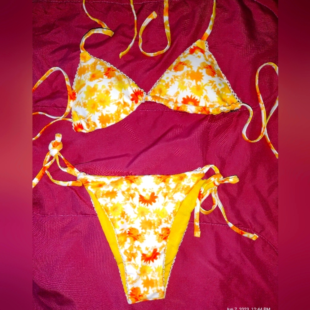Itsy Bitsy Sunshine Floral Bikini